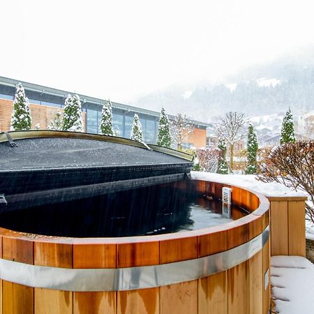 Lodge 01 Next To Skilift, Hot Tub & Bbq Champery Exterior photo